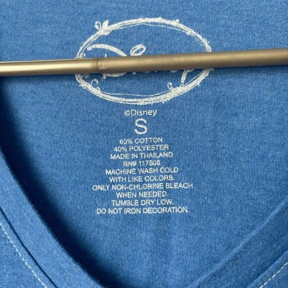 Disney Beauty & the Beast V Neck T-shirt Short Sleeve Graphic Tee Small WDW Park - Picture 5 of 5